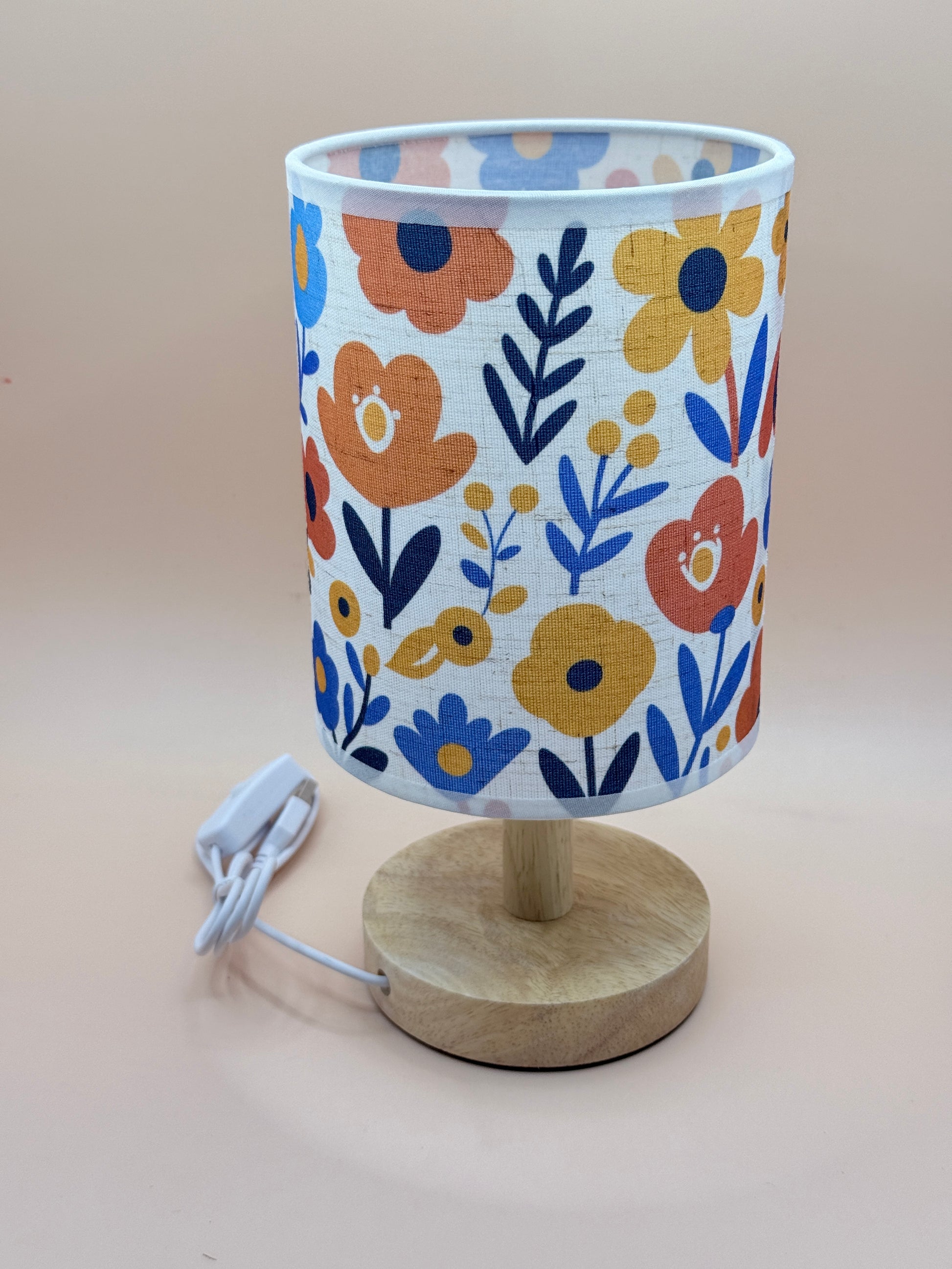 USB Floral Bedside Table Lamp