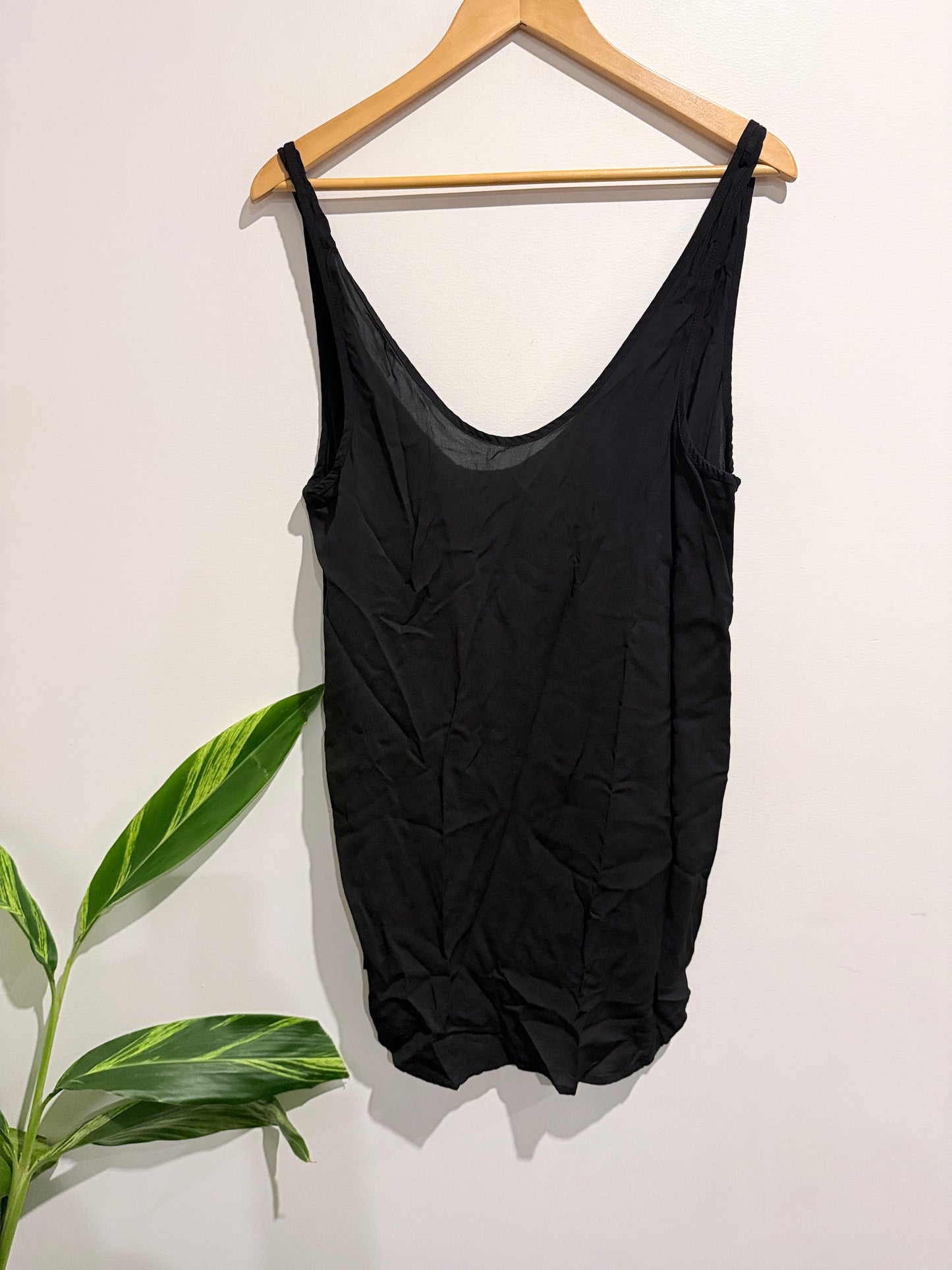 All Things Golden Scoop Neck Tank Top Size M