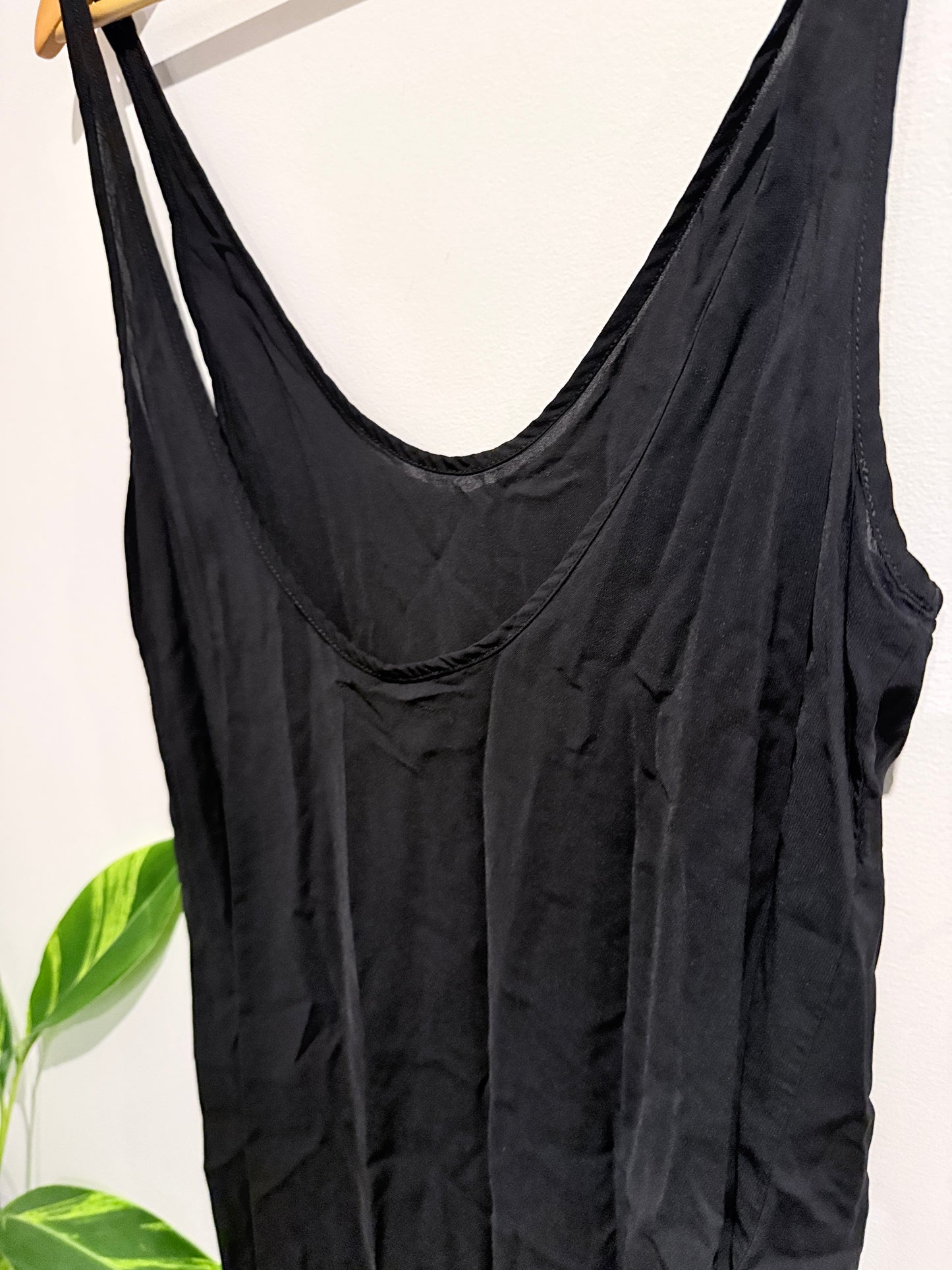 All Things Golden Scoop Neck Tank Top Size M