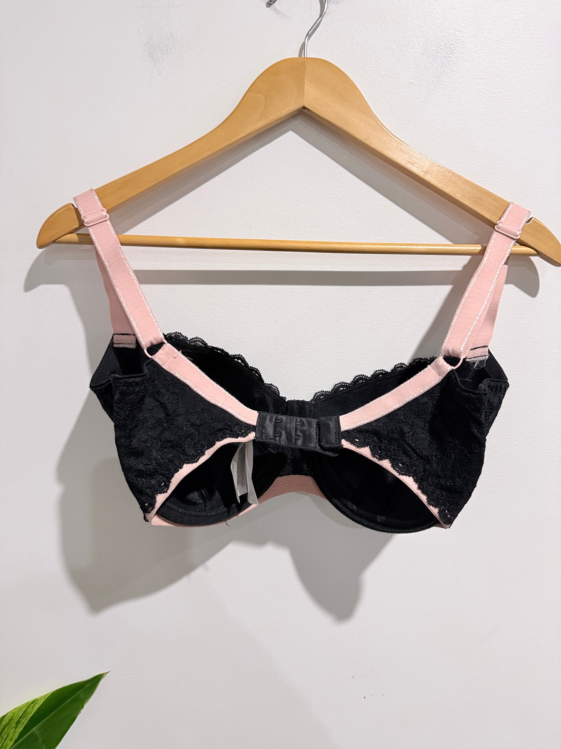 Freya Underwire Padded Half-cup Bra Size 6GG