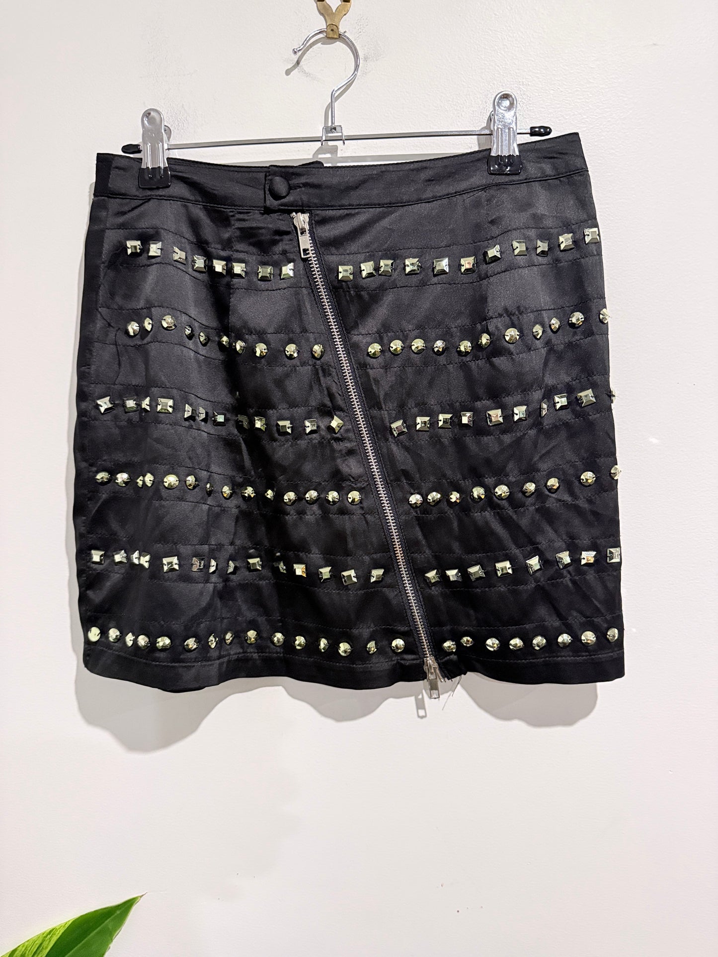 Krafty Black Punk Rock-style Mini Skirt Size S | Waist: 72cm