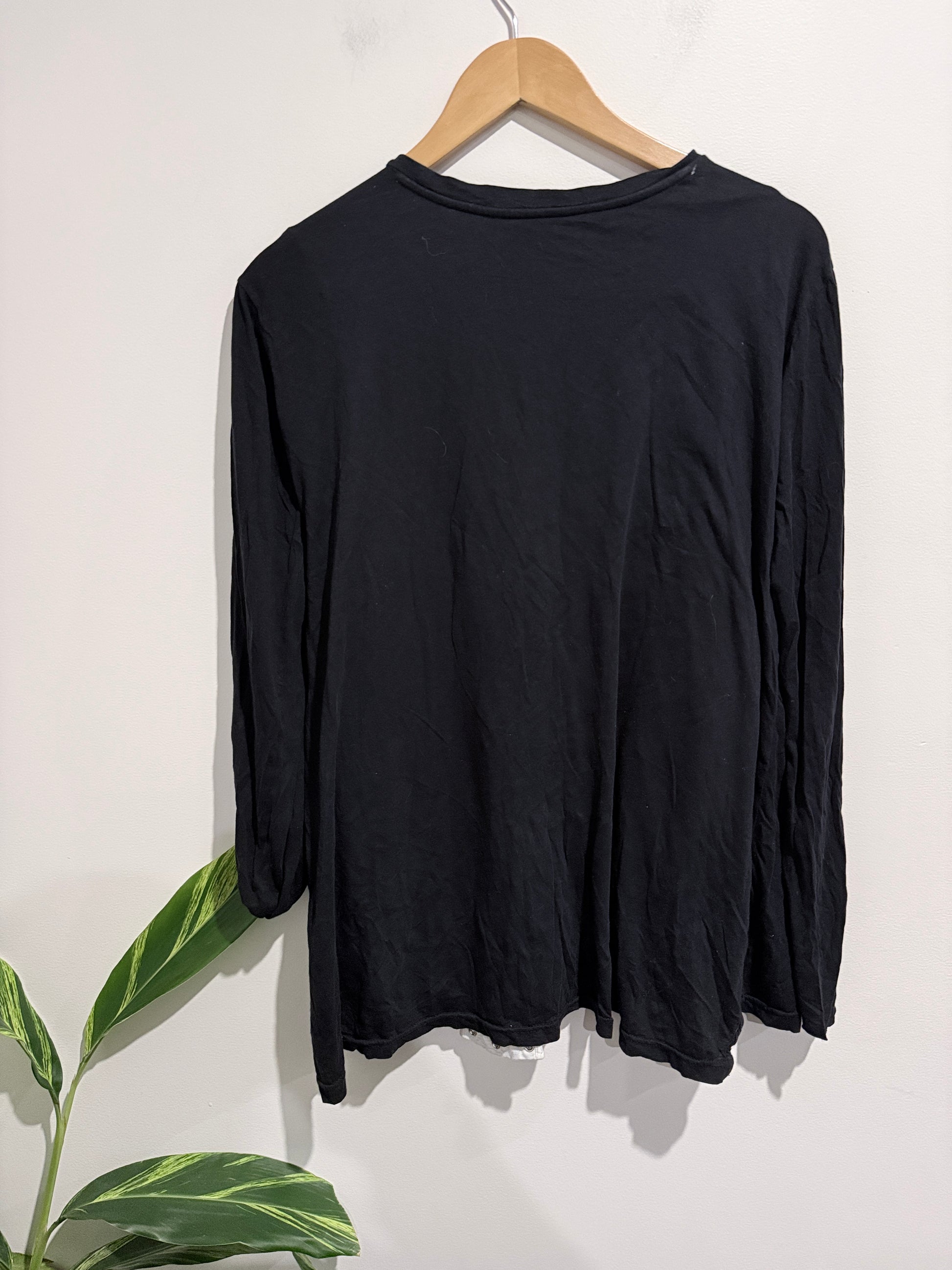 Legoe Long-sleeve Crewneck Top Size U/Arm to U/Arm 54cm