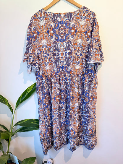 Brand Unknown Bohemian-style Printed Shift Dress Size 5XL | U/Arm to U/Arm 61cm