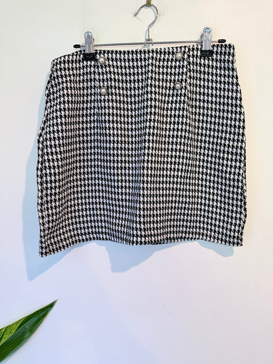 Shein Houndstooth Mini Skirt Size M