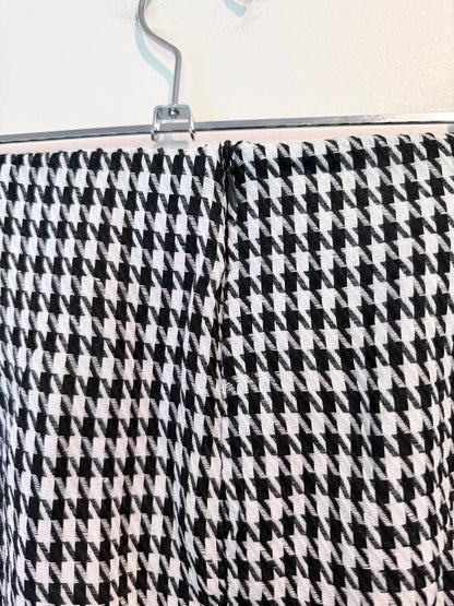 Shein Houndstooth Mini Skirt Size M