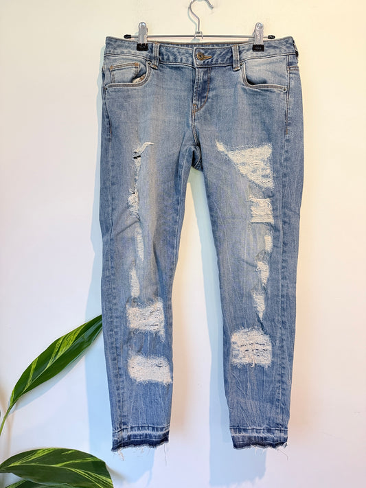 Vero Moda Light-wash Distressed Skinny Jeans Size 29 | Waist: 76cm