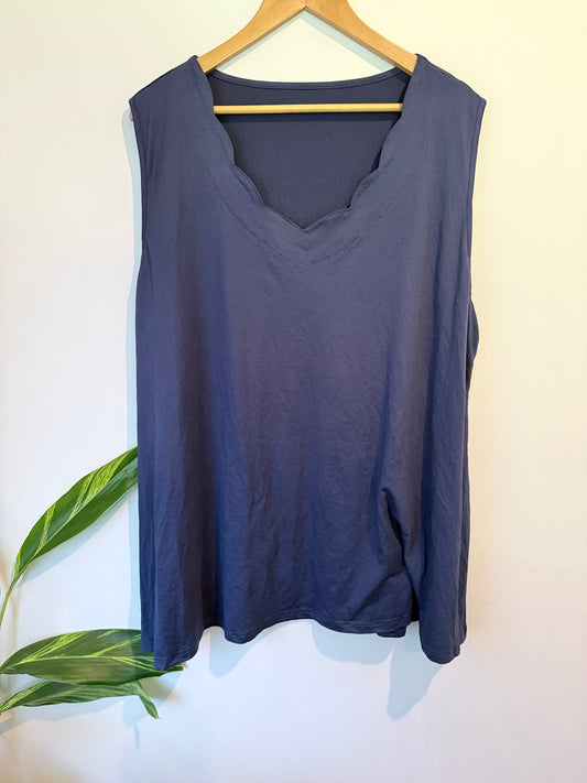Brand Unknown Sleeveless Tank Top Size 5XL | U/Arm to U/Arm 67cm