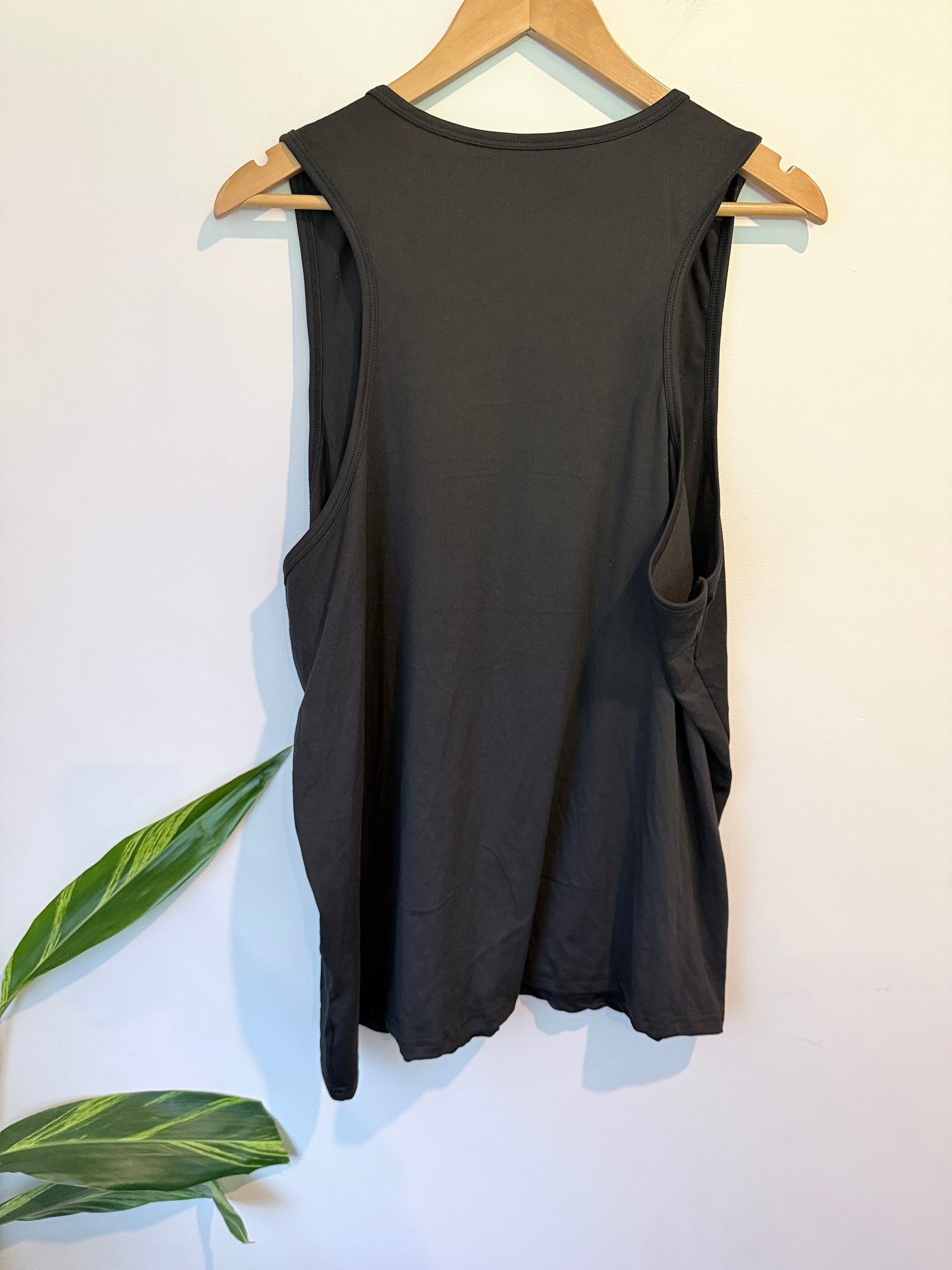 Brand Unknown Graphic Biker Tank Top Size 5XL | U/Arm to U/Arm 68cm