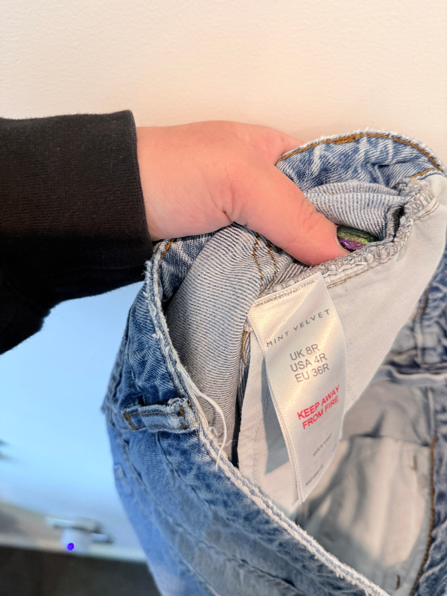 Mini Velvet Light-wash Distressed Denim Jeans Size 8R