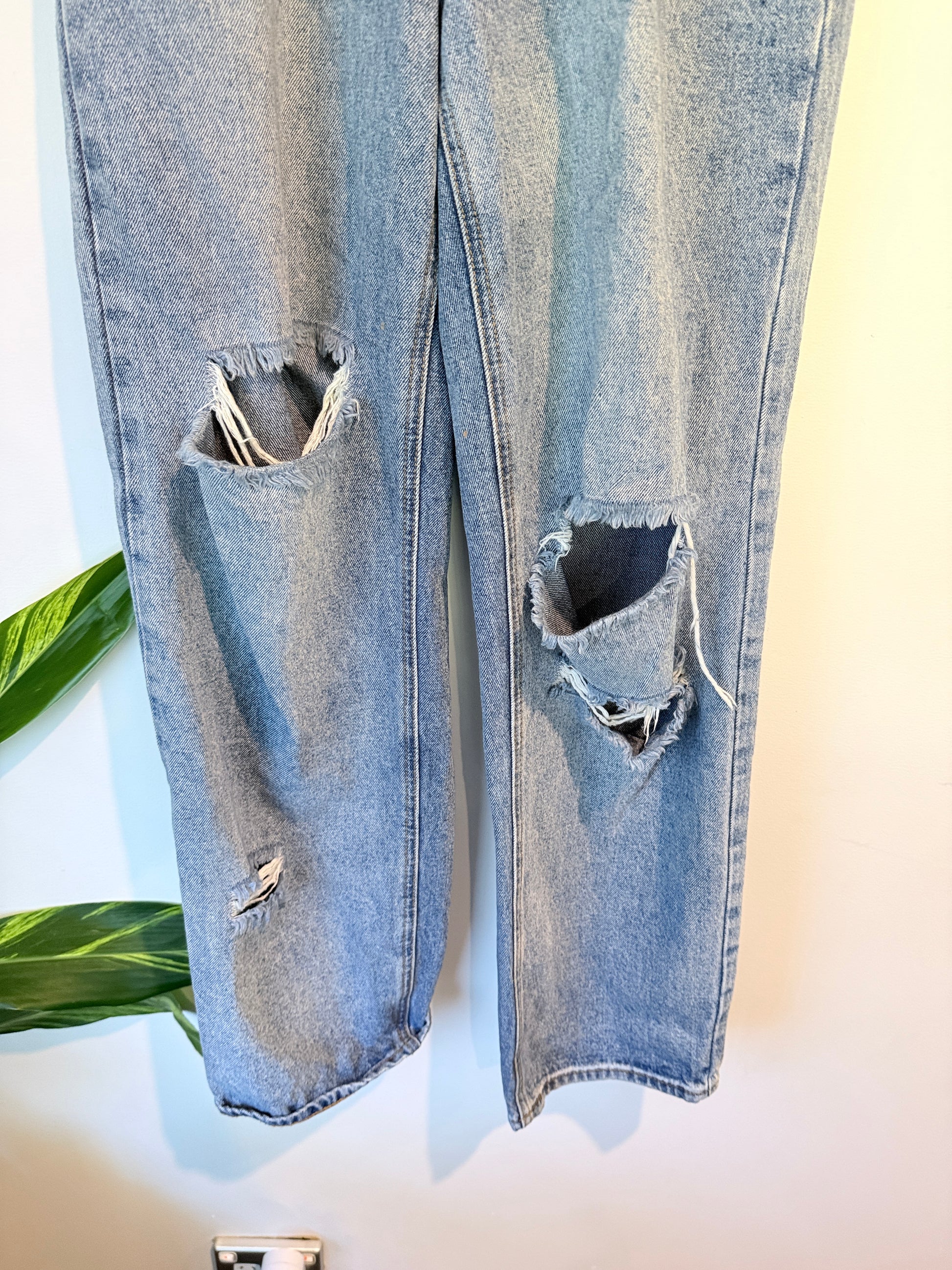 Tiger Mist. High-waisted Distressed Straight-leg Jeans Size S