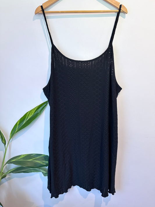 Brand Unknown U-neck Spaghetti Strap Camisole Top Size 5XL | U/Arm to U/Arm 65cm