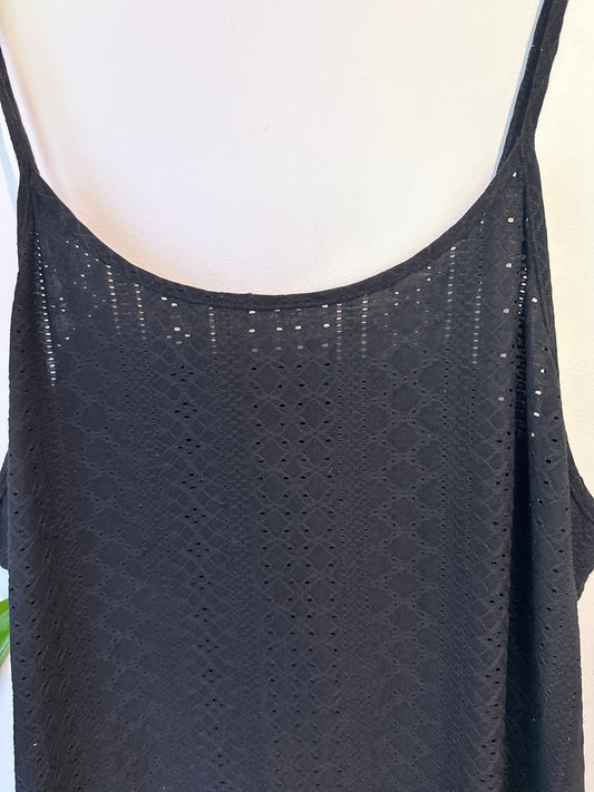 Brand Unknown U-neck Spaghetti Strap Camisole Top Size 5XL | U/Arm to U/Arm 65cm