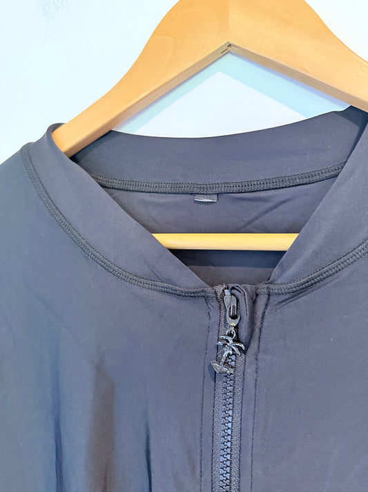 Brand Unknown Full-zip Short-sleeve Shirt Size U/Arm to U/Arm 69cm