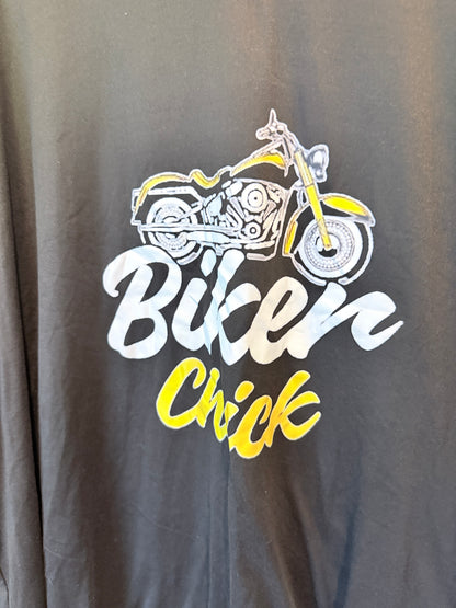Brand Unknown Graphic V-neck T-shirt Size U/Arm to U/Arm 71cm