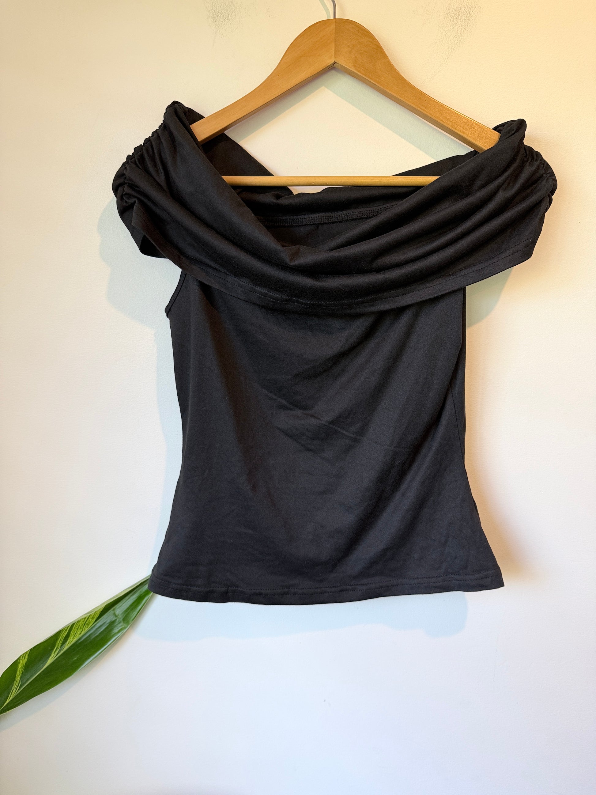Shein Off The Shoulder Top Size M