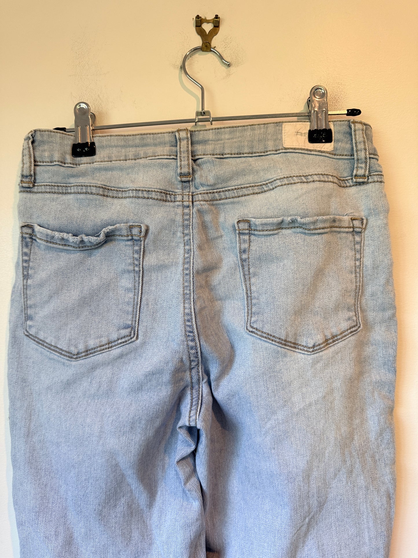 RSQ Light-wash Distressed Jeans Size 16