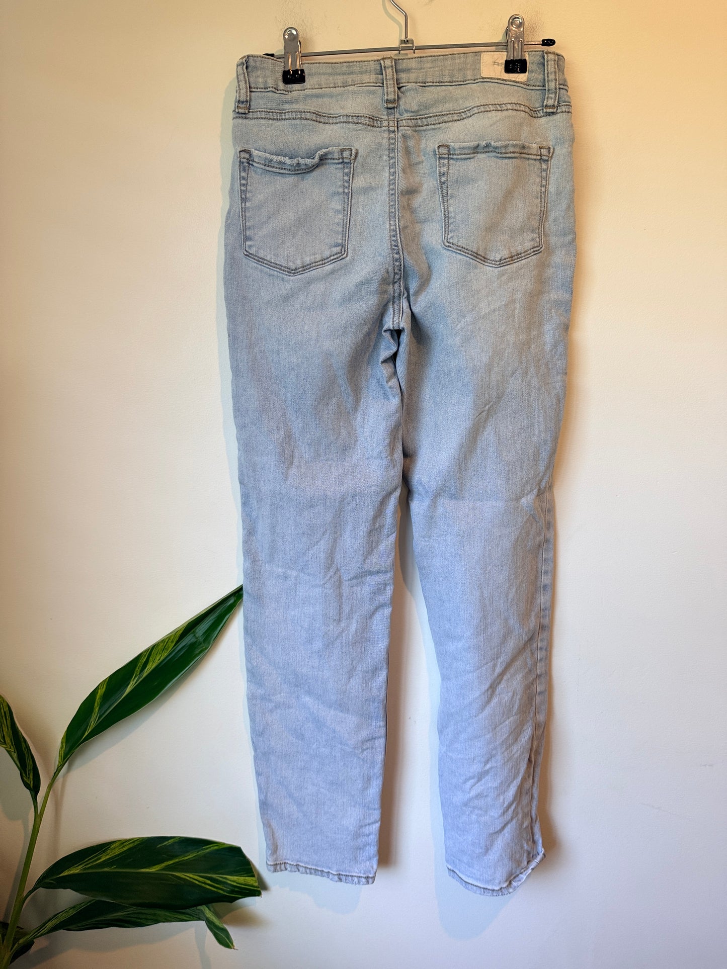 RSQ Light-wash Distressed Jeans Size 16