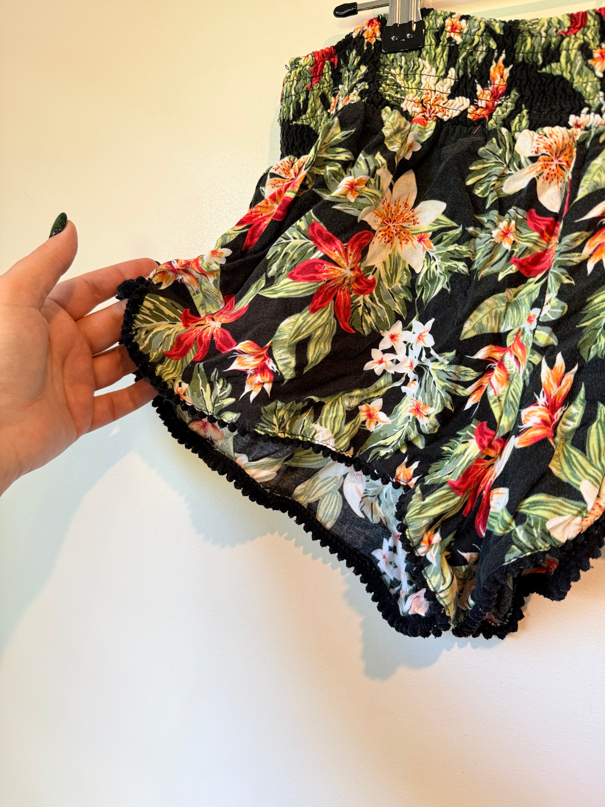 Factorie Tropical Floral Print Shorts Size 12