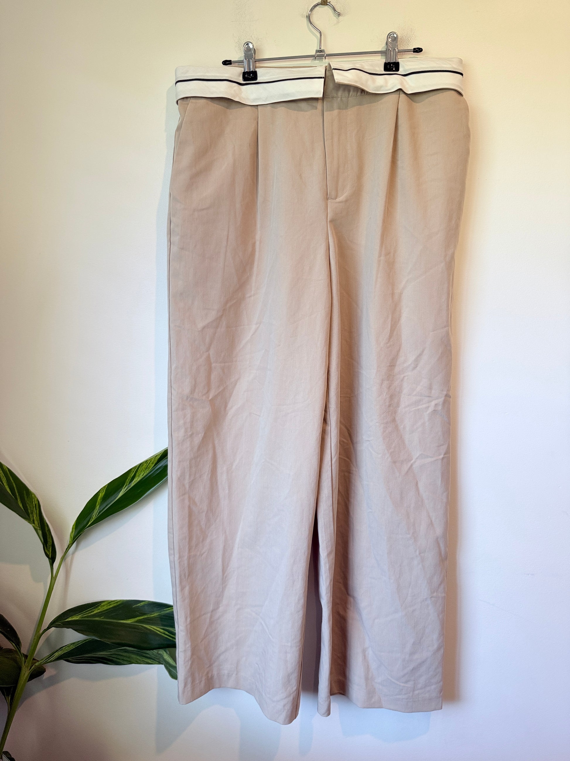 Wide-leg Cropped Trousers Size Waist 90cm