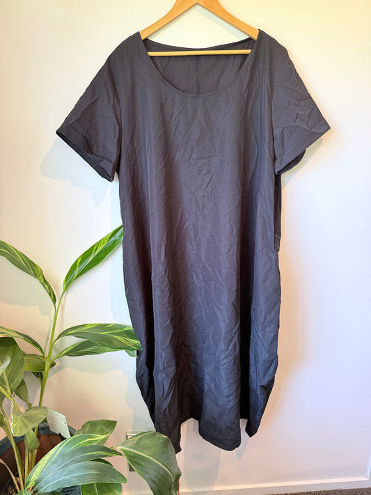 Brand Unknown Linen T-shirt Dress Size U/Arm to U/Arm 66cm