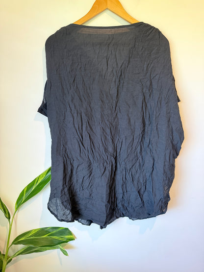 Brand Unknown Crinkled Kaftan Top Size U/Arm to U/Arm 78cm