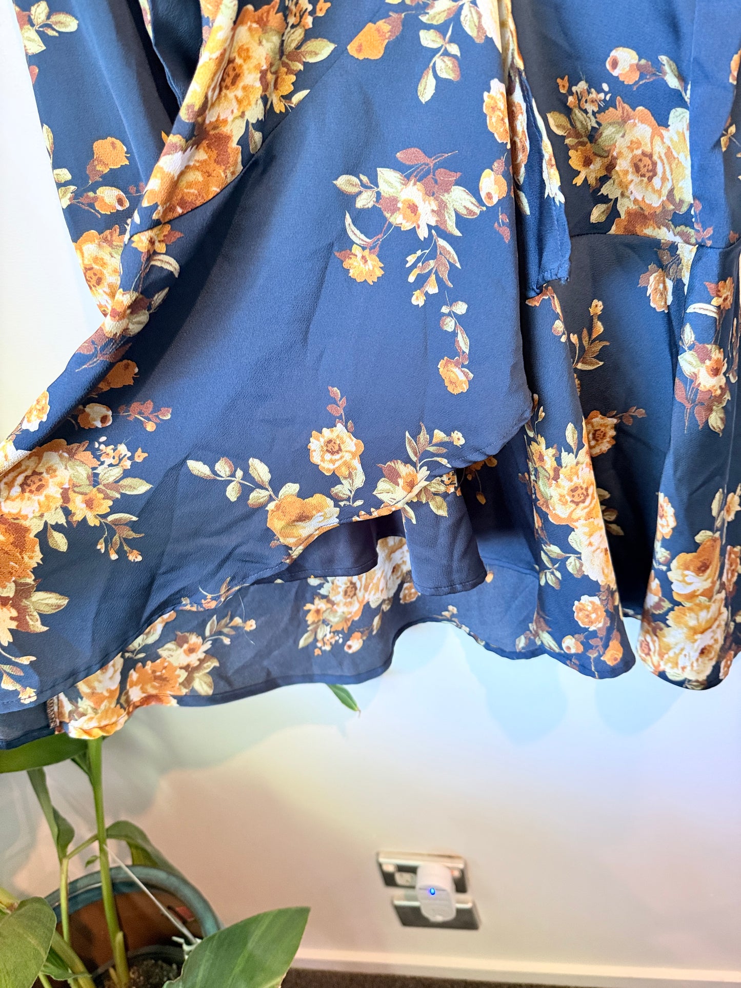 Pagani Floral Print Satin Wrap Dress Size 6