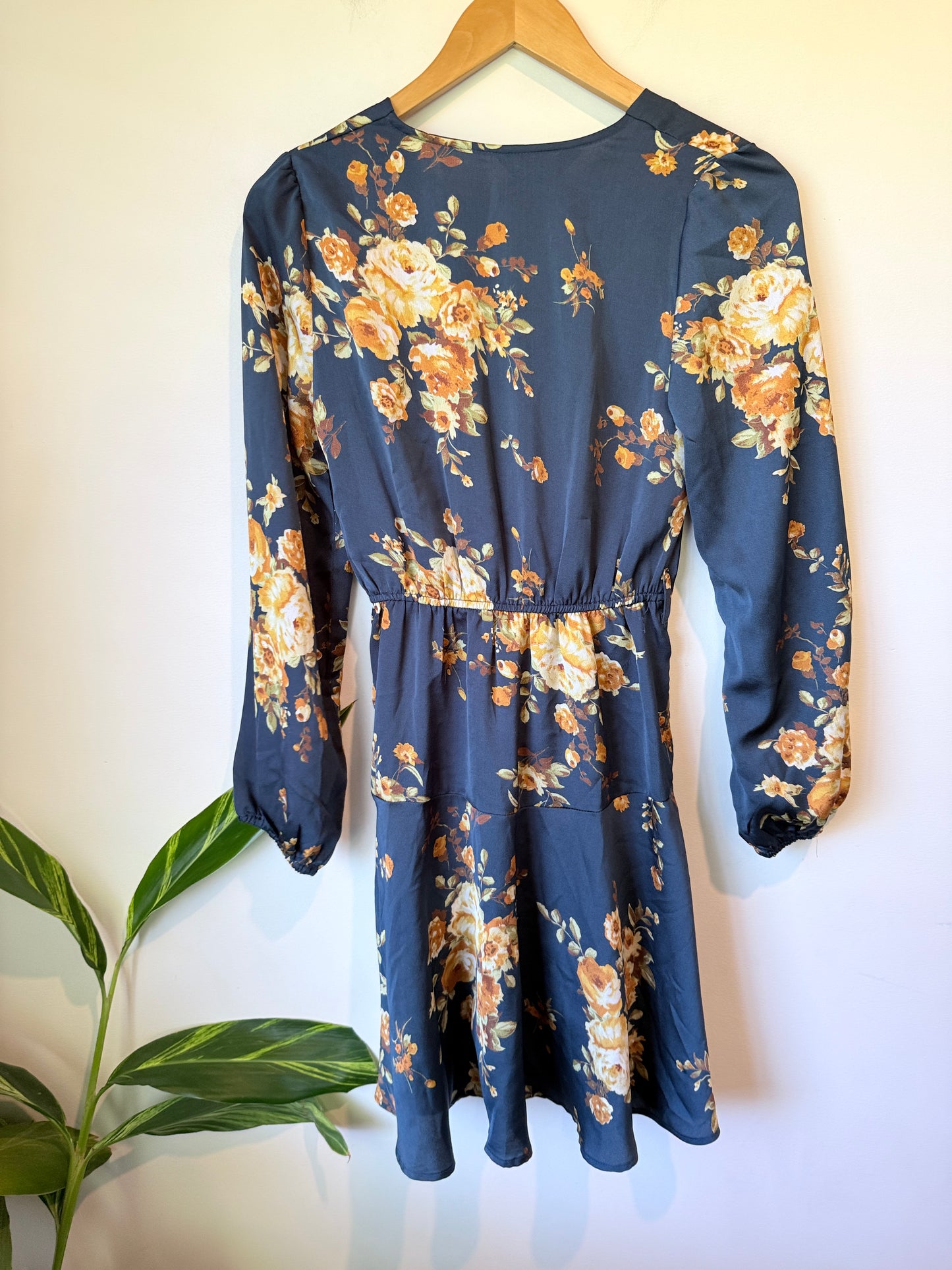 Pagani Floral Print Satin Wrap Dress Size 6