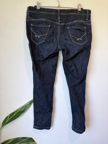 U.S. Polo Assn. Dark Wash Skinny Jeans Size 30 | U/Arm to U/Arm 80cm