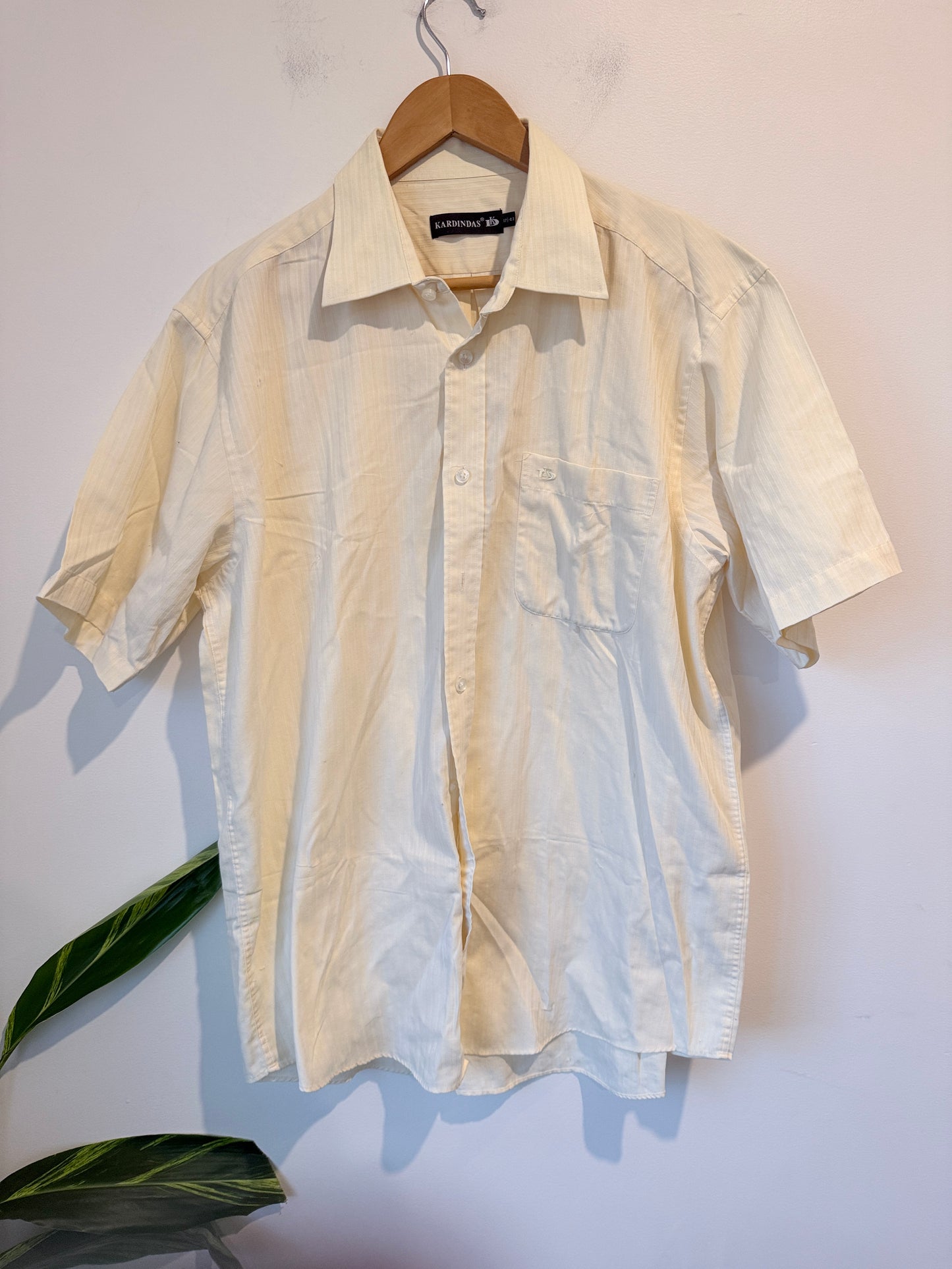 Kardindas Short-sleeve Button-up Shirt Size 17 1/2/43 | U/Arm to U/Arm 63cm