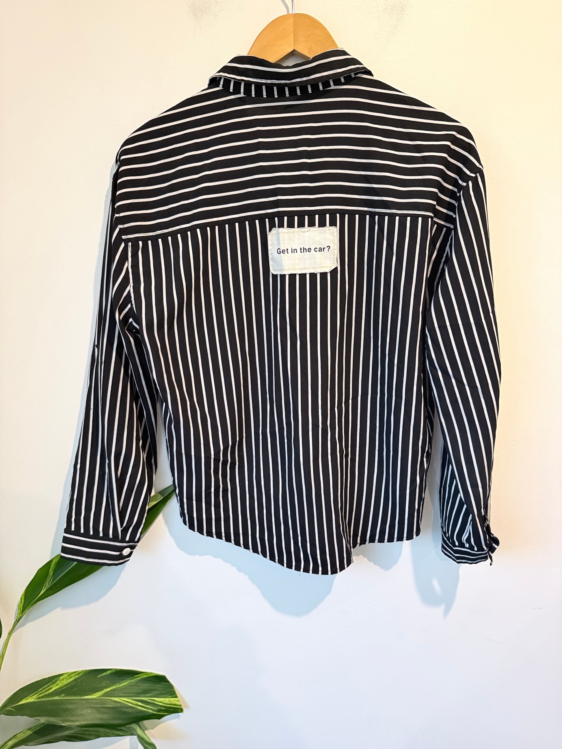 Kim Striped Shirt Size M | U/Arm to U/Arm 53cm