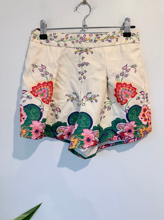 Bohemian Floral Shorts Size Waist 70cm