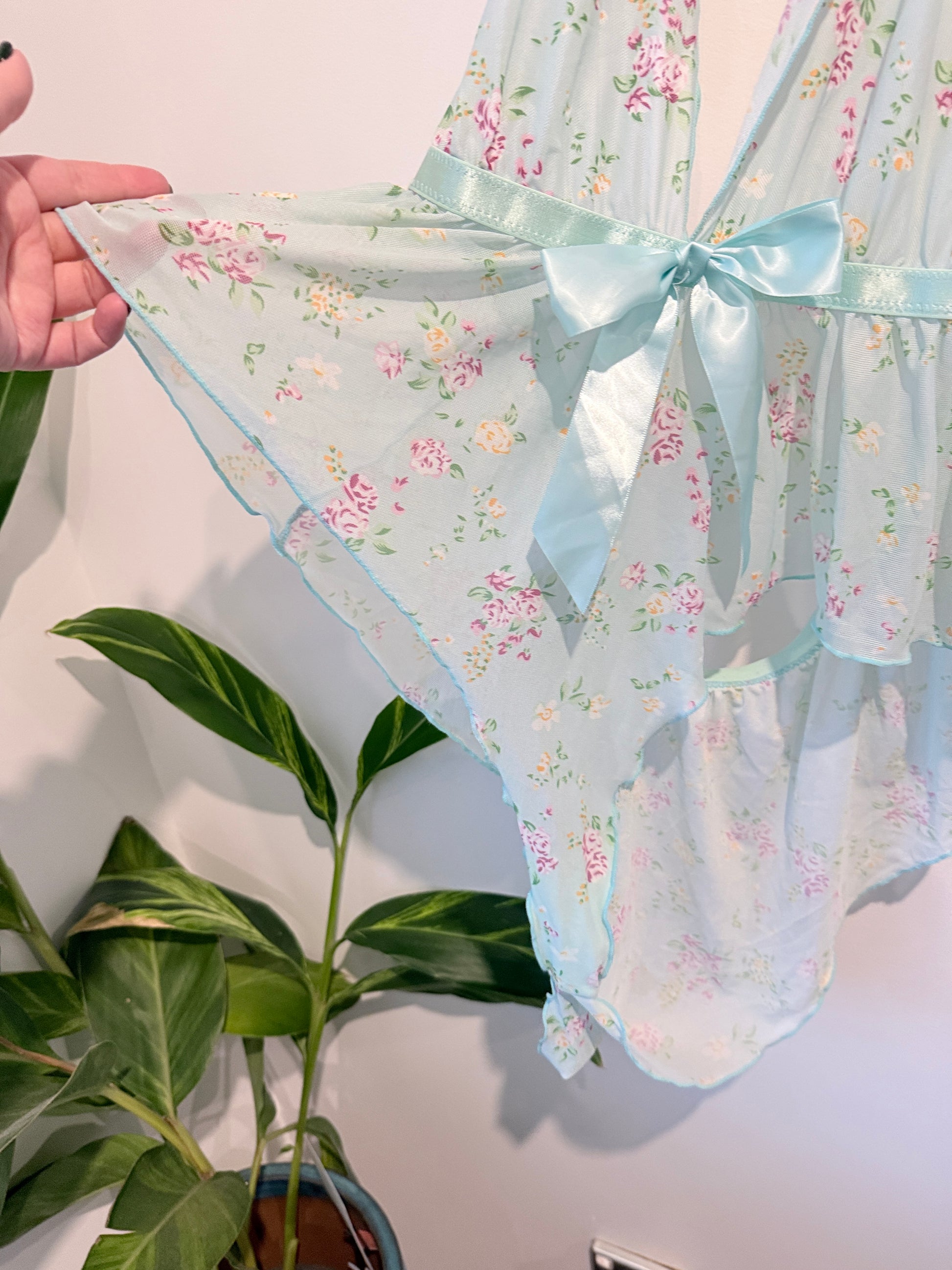 Brand Unknown Coquette-style Floral Romper Size 5XL