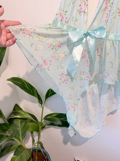 Brand Unknown Coquette-style Floral Romper Size 5XL