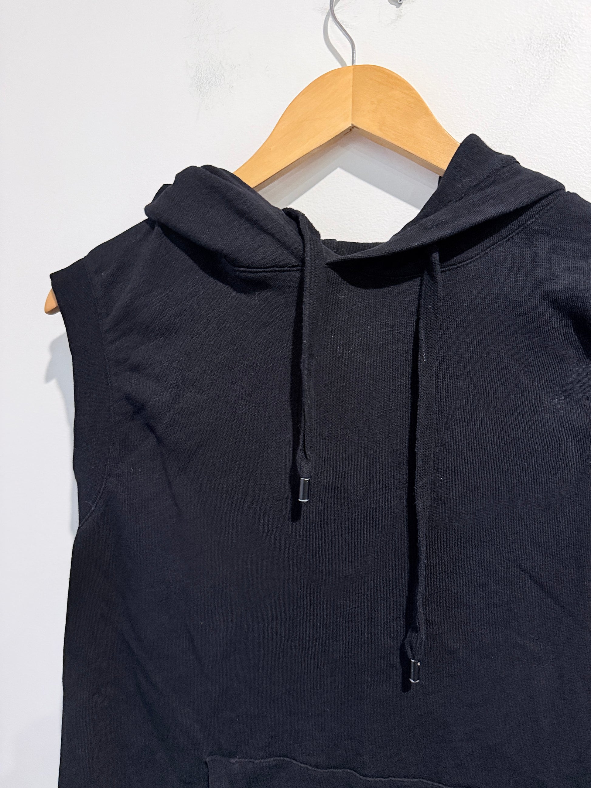 Decjuba Sleeveless Hoodie Dress Size S