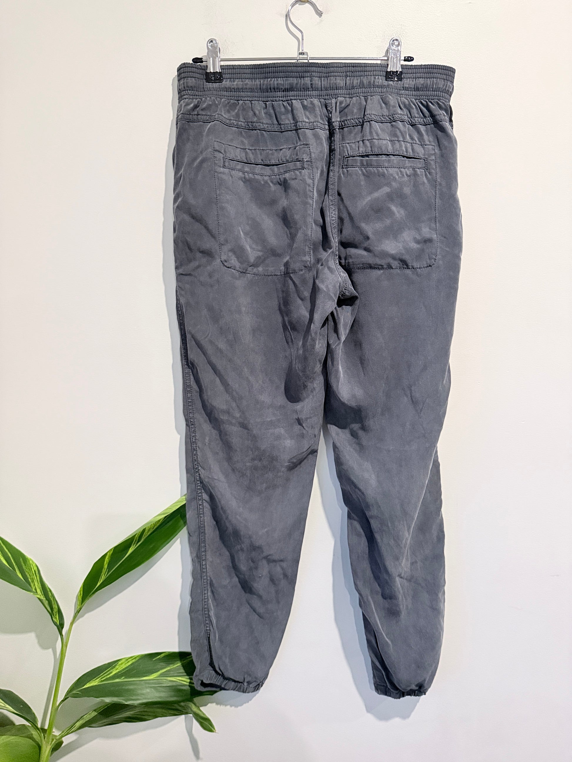 Country Road Cargo Joggers Size 8
