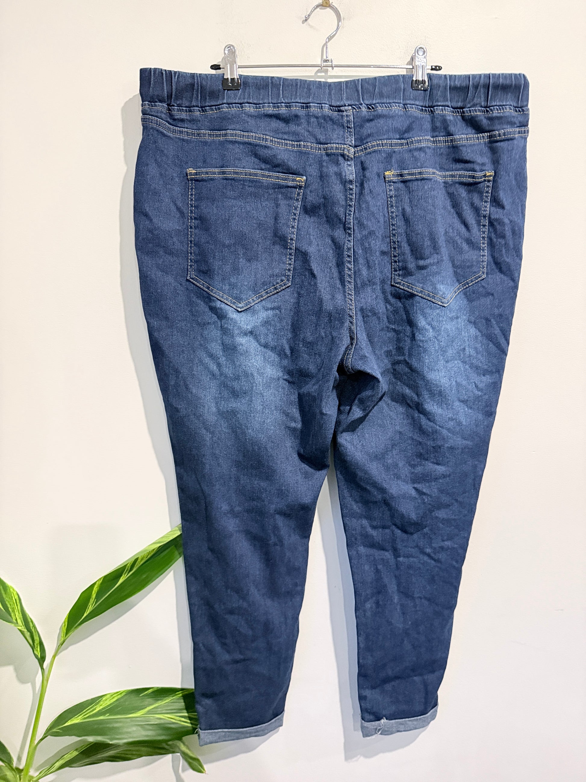 High Waist Pull-on Jogger Jeans Size U/Arm to U/Arm 53cm