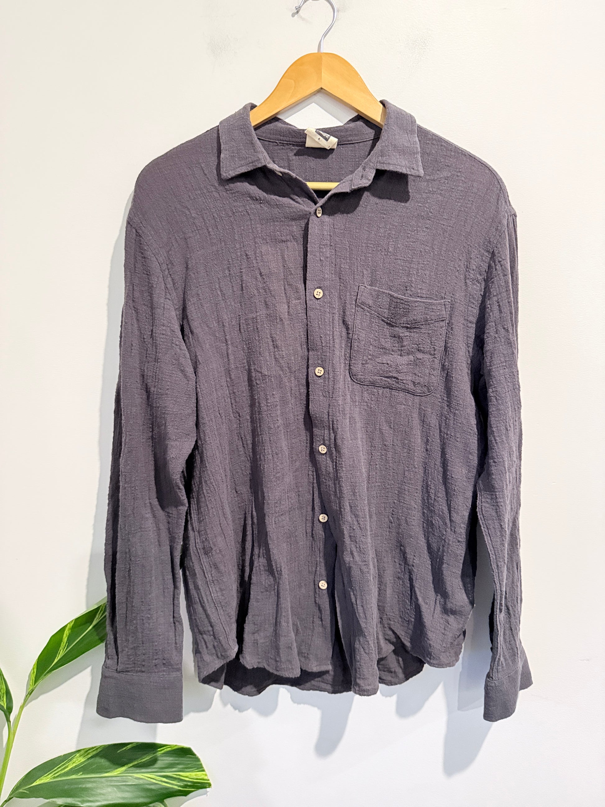 Insight Long-sleeve Button-down Shirt Size S
