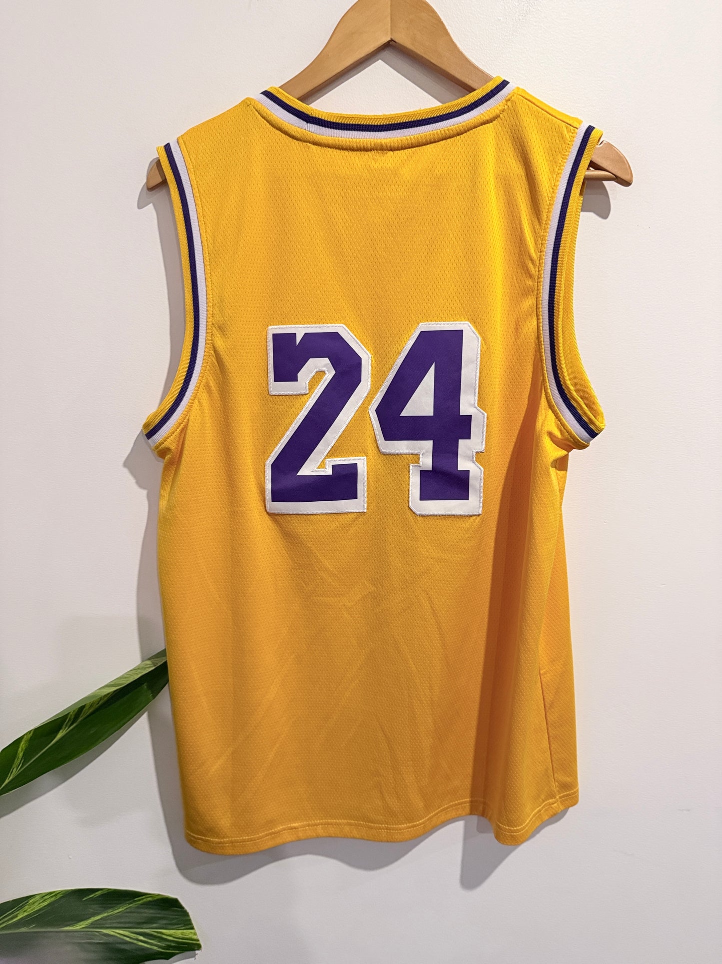 Basketball Jersey Size U/Arm to U/Arm 58cm