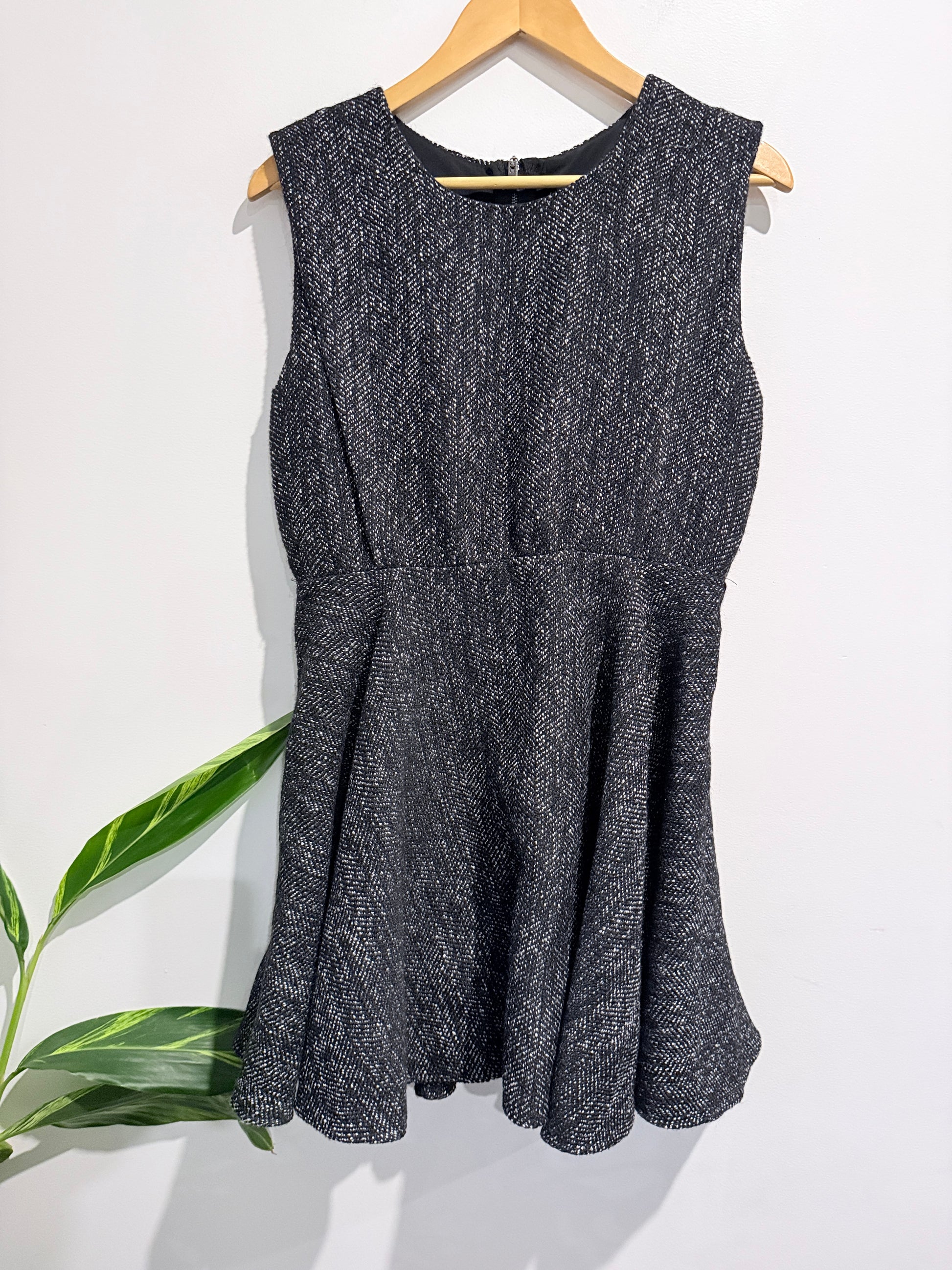 Fabric: Sleeveless Seamed Tweed Dress Size XL | U/Arm to U/Arm 50cm