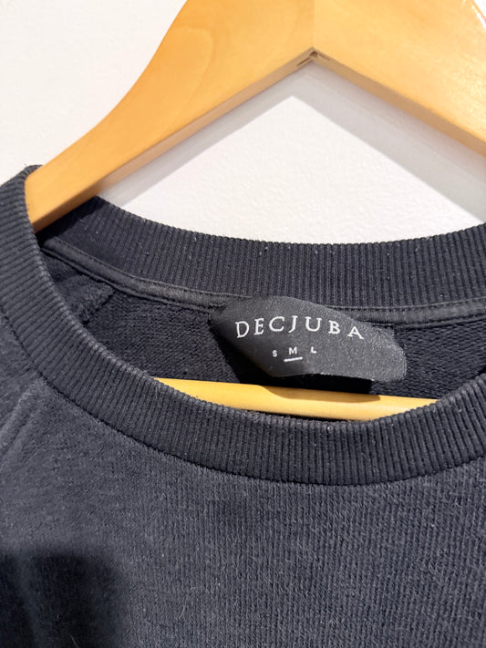 Decjuba Crewneck Sweater Size M