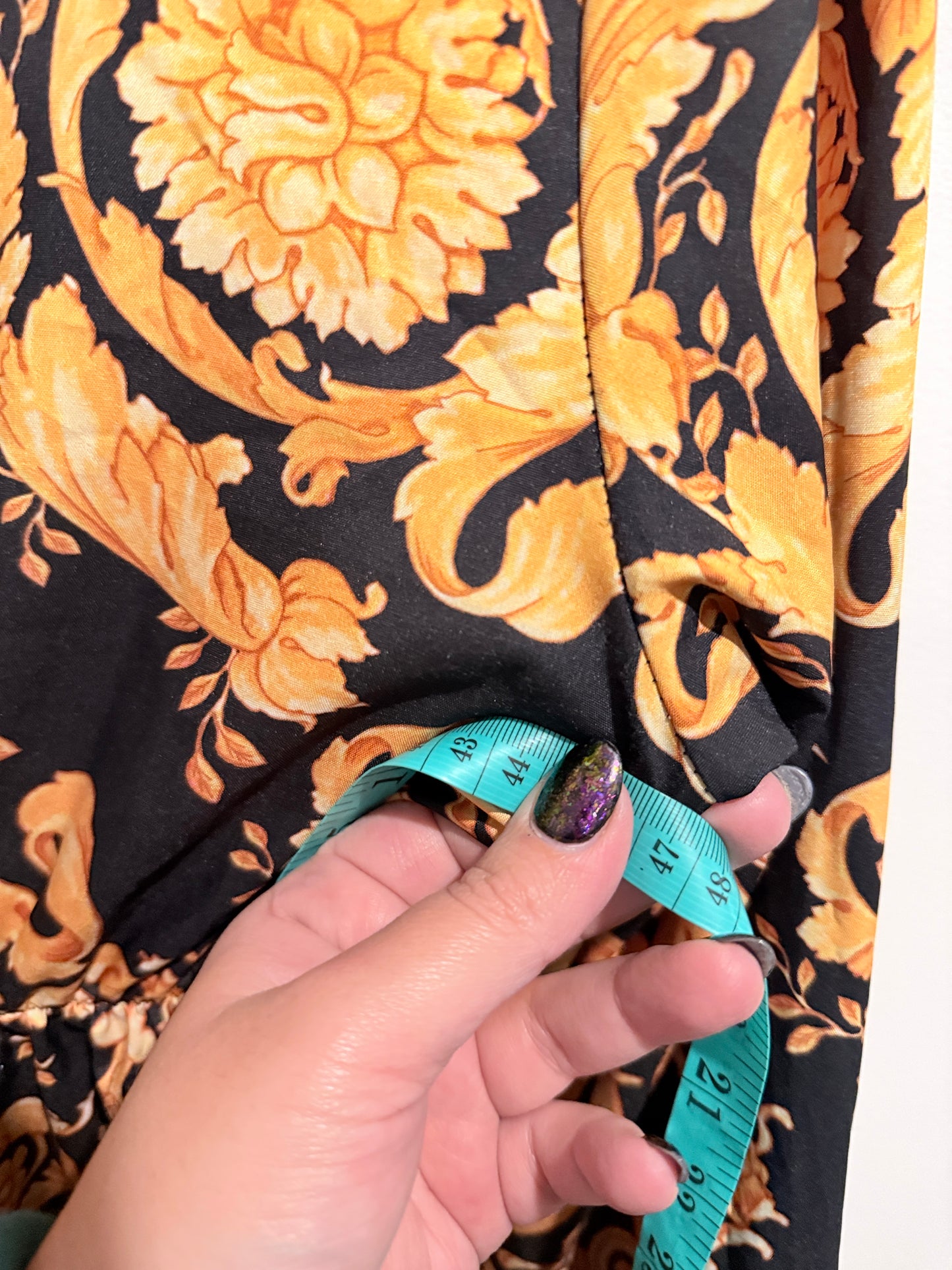 Brand Unknown Long-sleeve Baroque Maxi Dress Size U/Arm to U/Arm 48cm