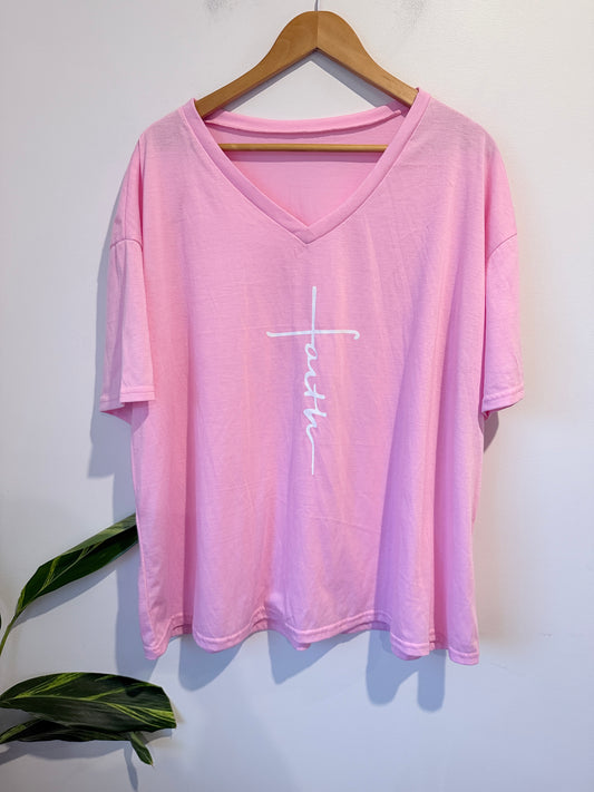 Brand Unknown Oversized V-neck T-shirt Size 5XL | U/Arm to U/Arm 73cm