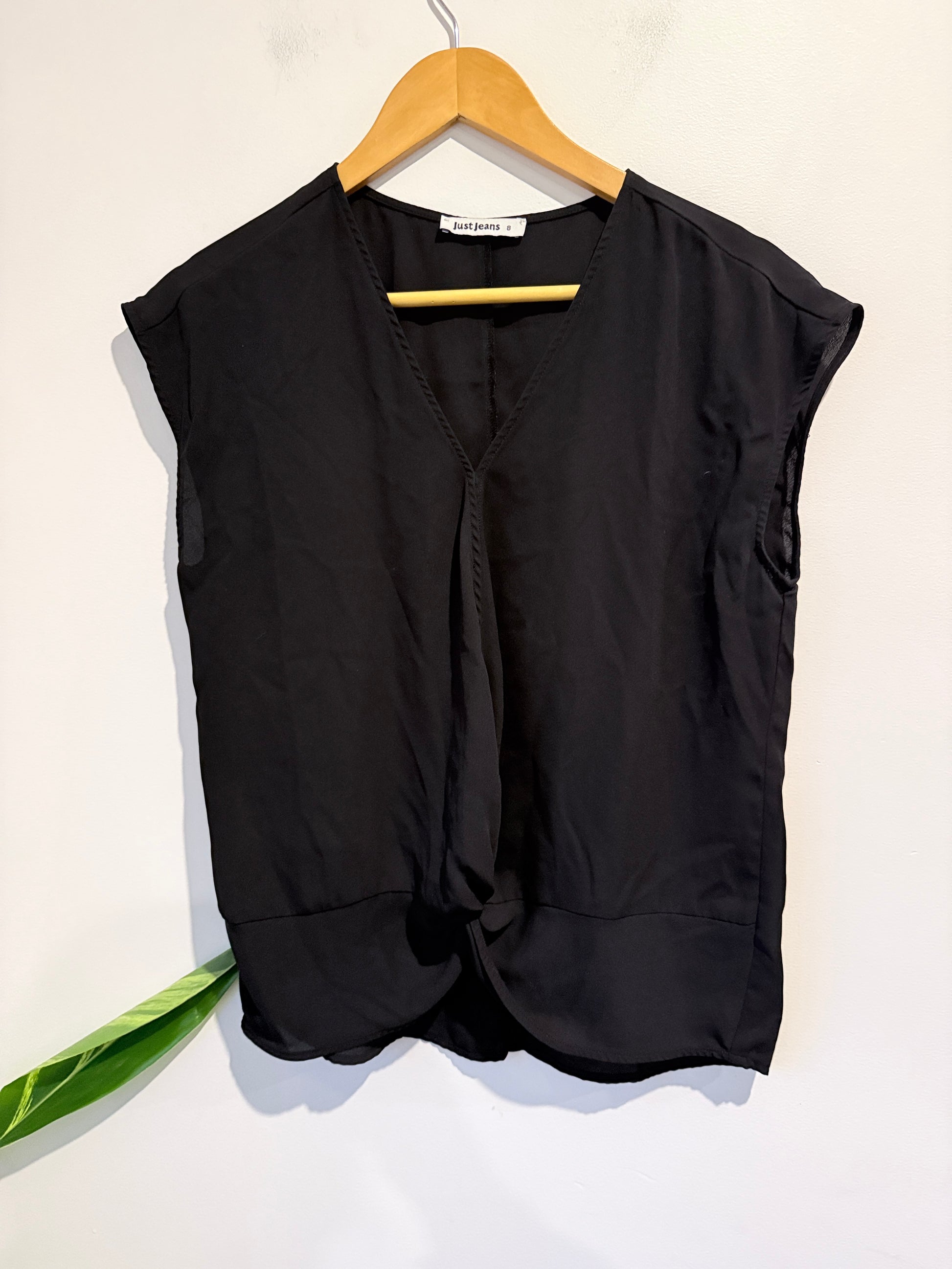 Just Jeans V-neck Cap Sleeve Top Size 8
