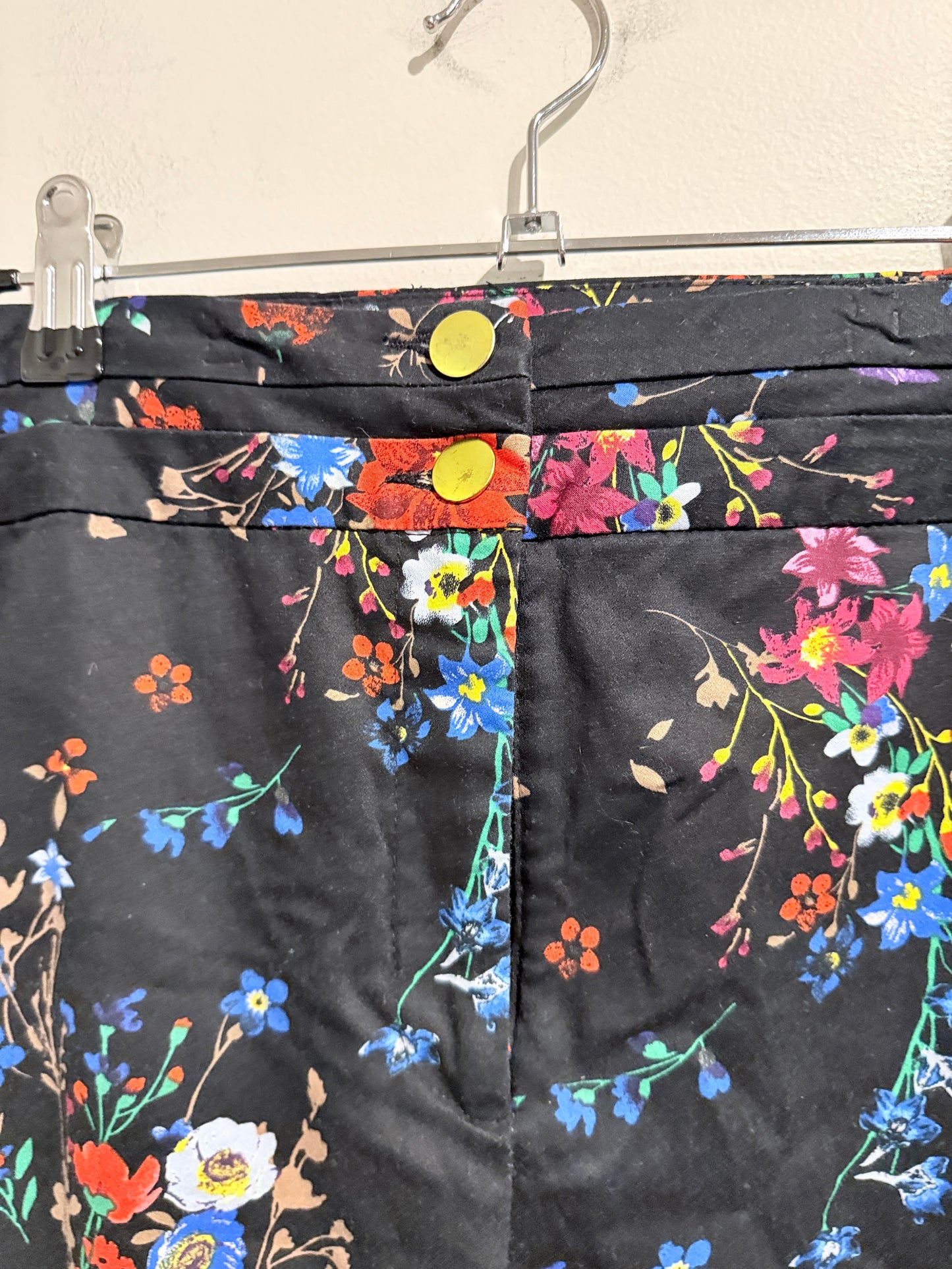Crossroads Floral Print Cigarette Pants Size 18