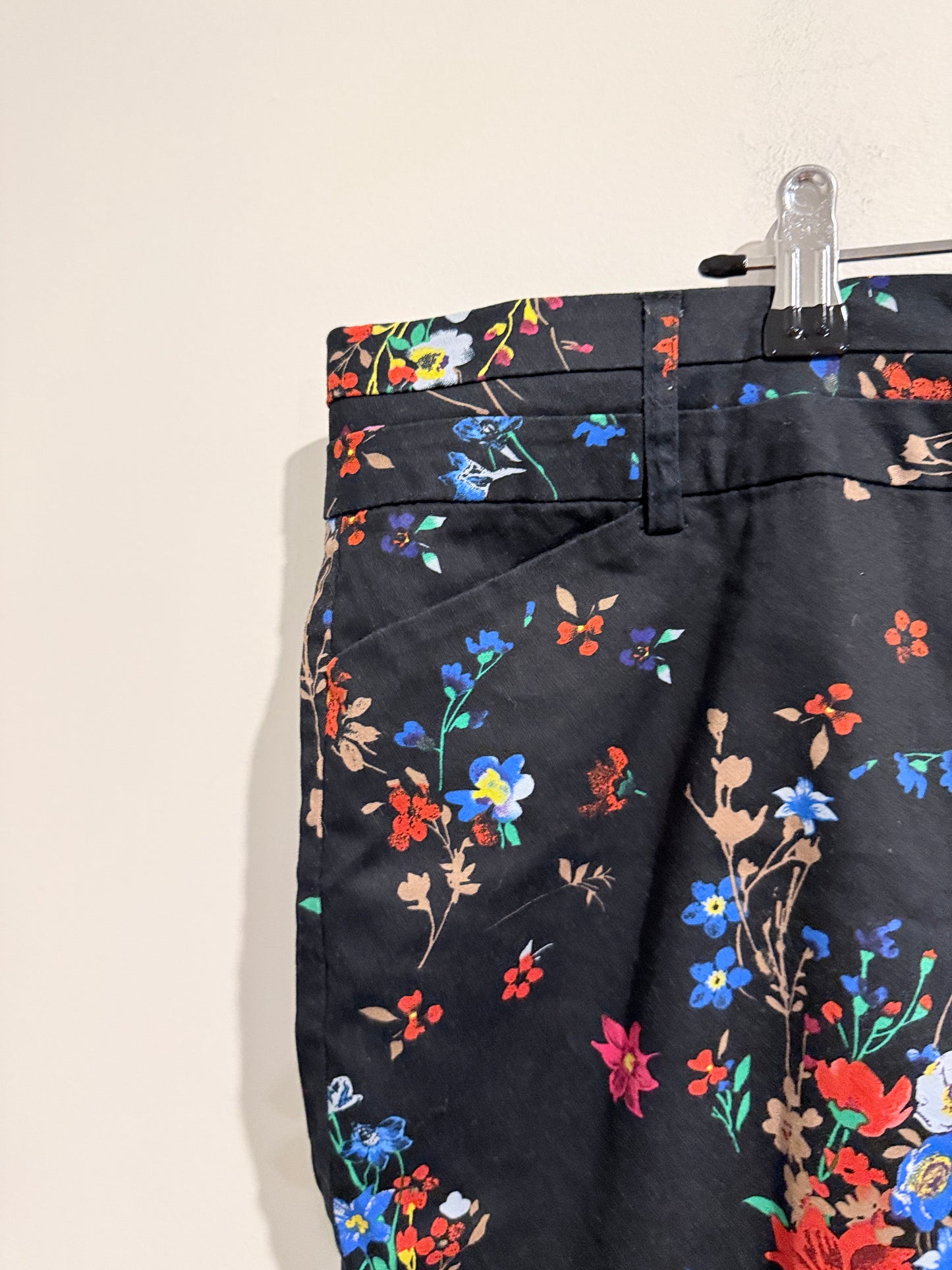 Crossroads Floral Print Cigarette Pants Size 18