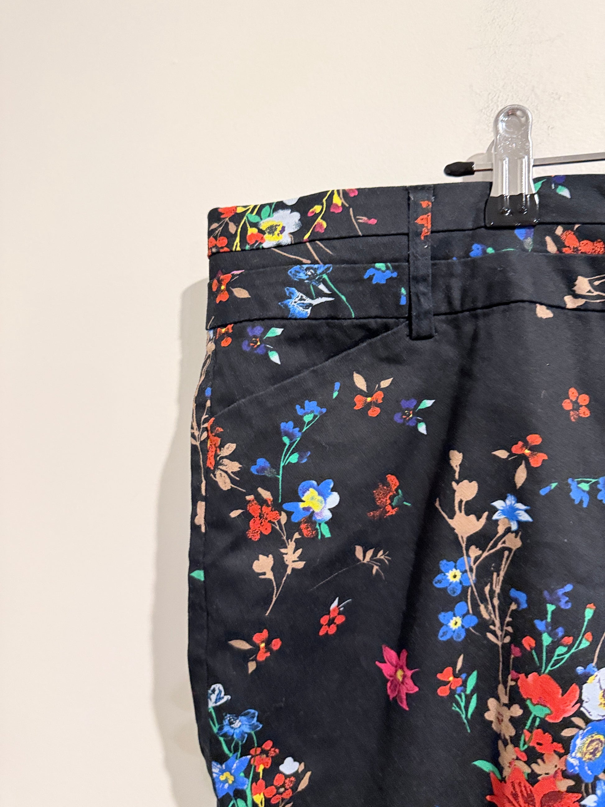 Crossroads Floral Print Cigarette Pants Size 18
