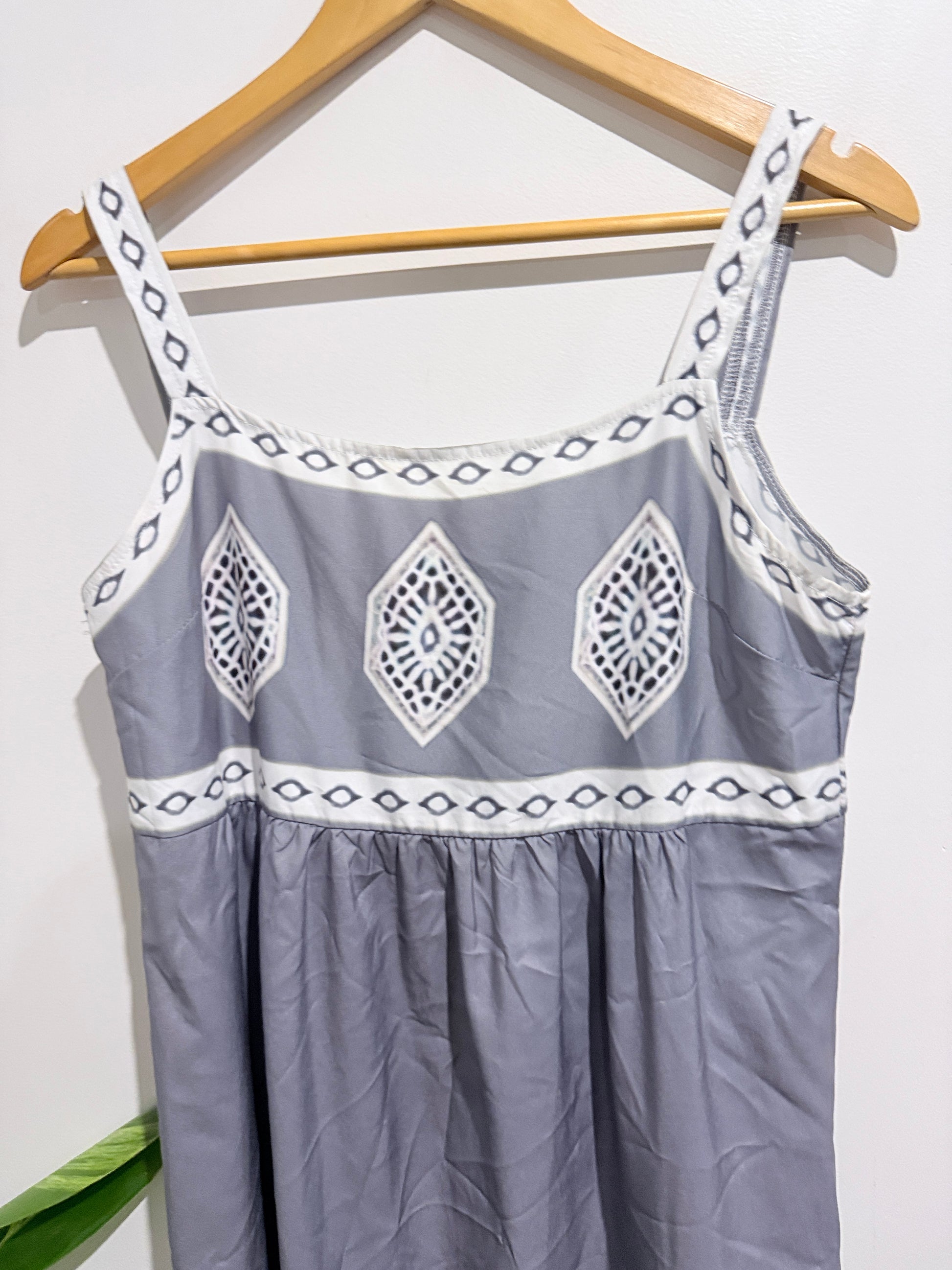 Misslook Sleeveless Lace Trim Maxi Dress Size M | U/Arm to U/Arm 48cm