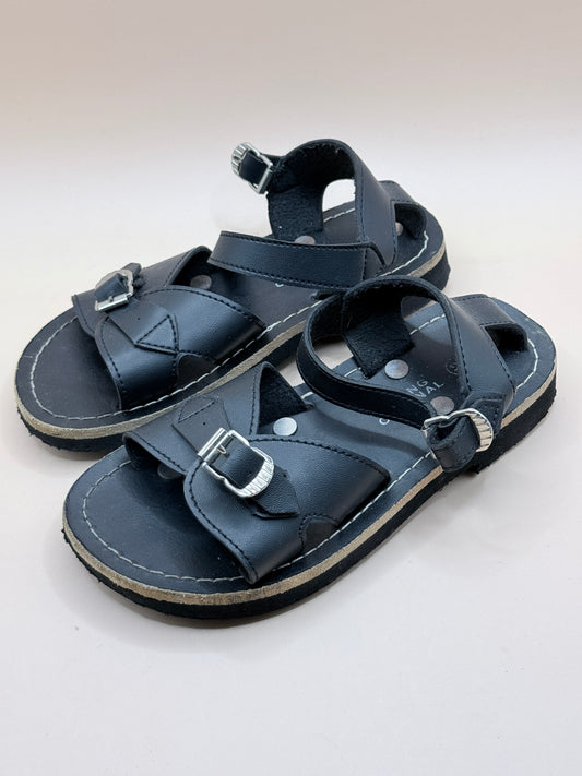 Kids Black Buckle Sandals – Size 12