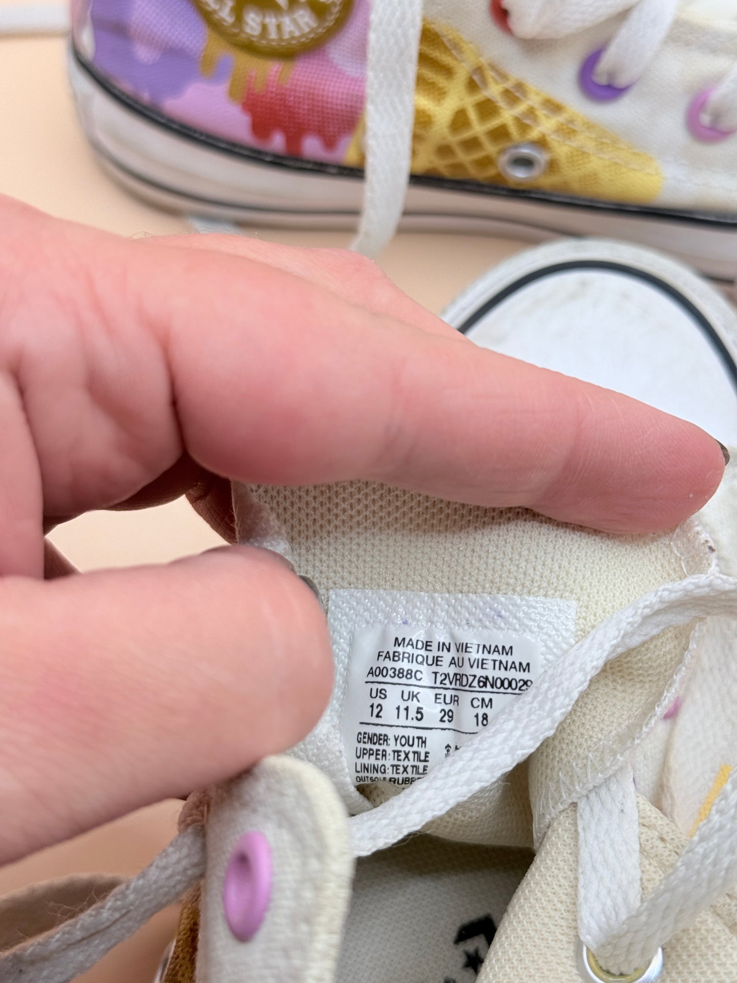 Brand Unknown Kids Converse Ice Cream High Top Sneakers – Size 12