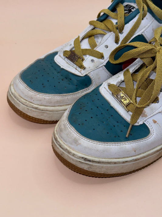 Nike Air Force 1 Low – Teal/Pink Colourway – US 9.5 / EU 41